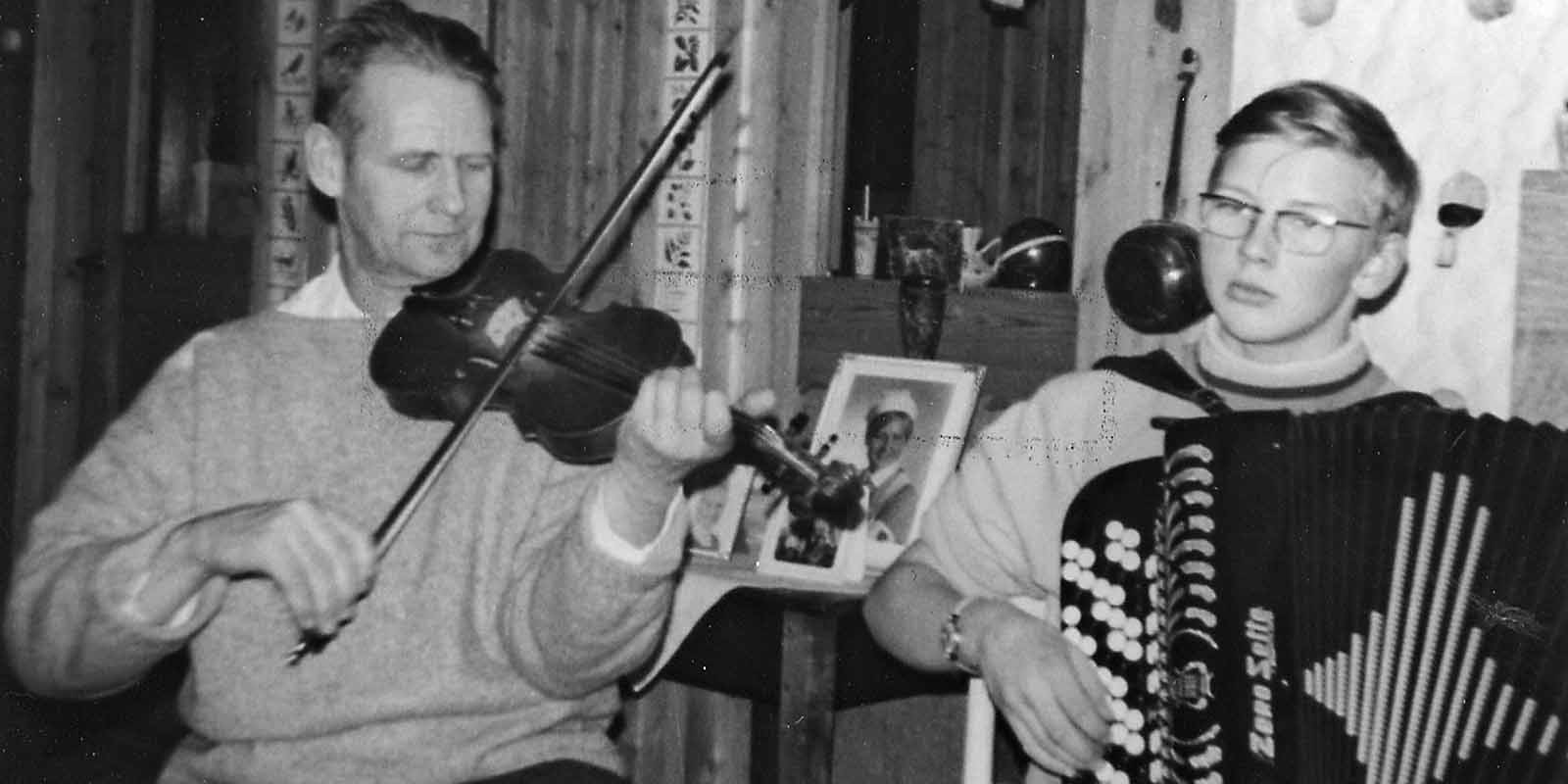 Vår samling av norsk folkemusikk Folkemusikk Nasjonalbiblioteket